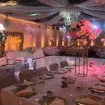 гранд 4*