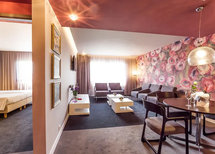 Ξενοδοχείο Grand