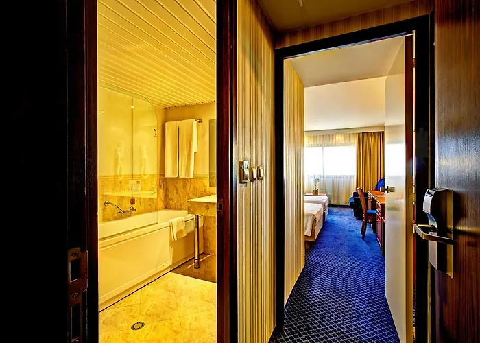 Ξενοδοχείο Grand 4*