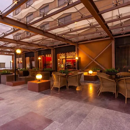 Grand Hotell