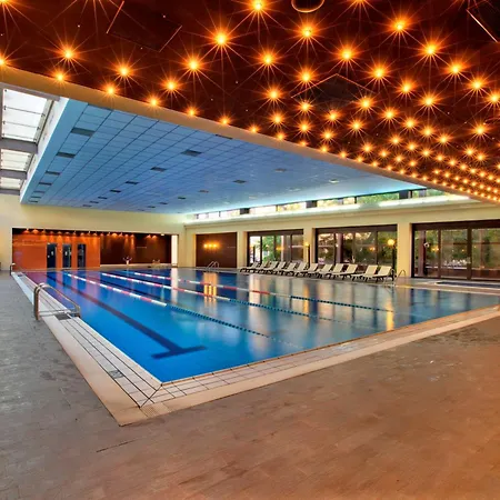 ホテル グランド 4*