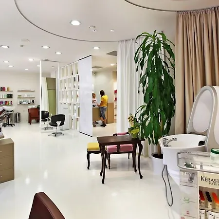Hotel Grand 4*