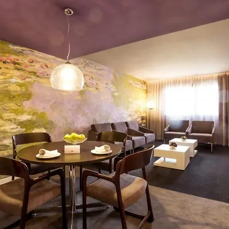 Grand Hotel 4*